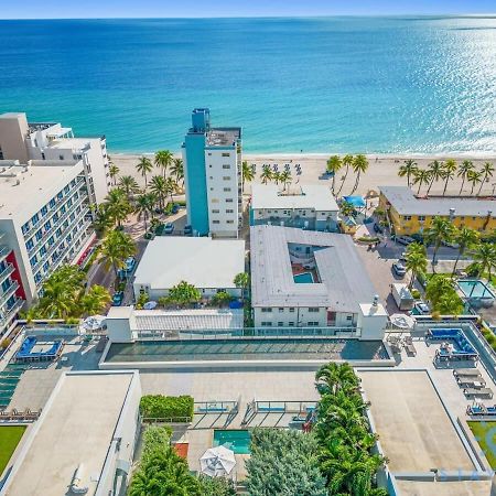 Apartment With Bay View Balcony - Pool - Up To 6 - Gym Hollywood Exterior foto