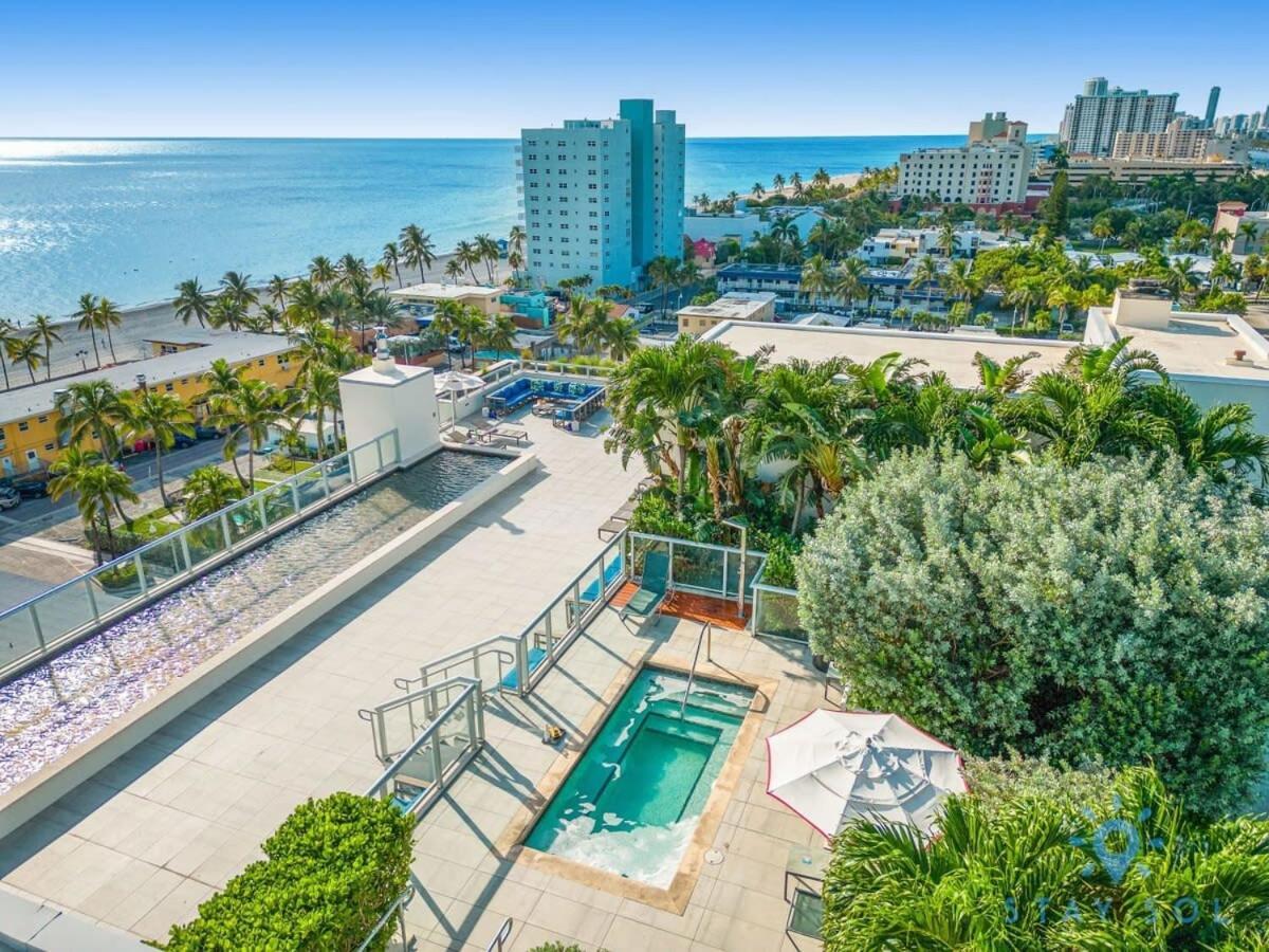 Apartment With Bay View Balcony - Pool - Up To 6 - Gym Hollywood Exterior foto